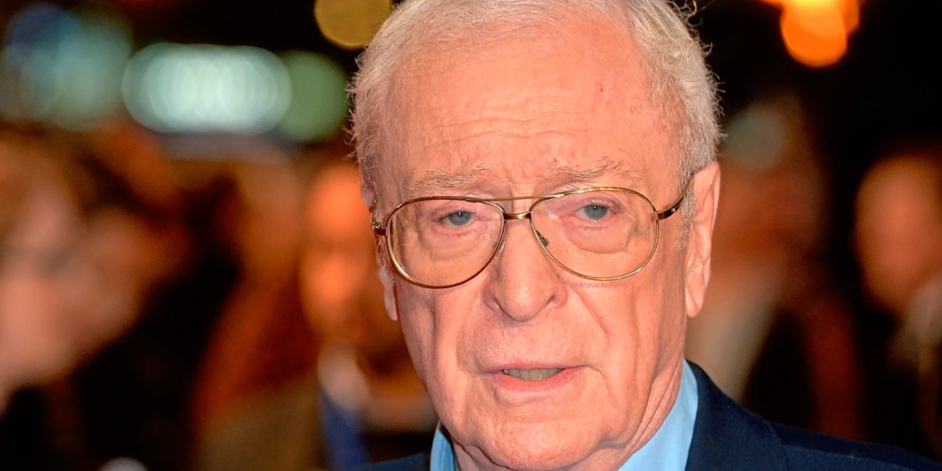 Michael Caine está en contra de los coordinadores de intimidad