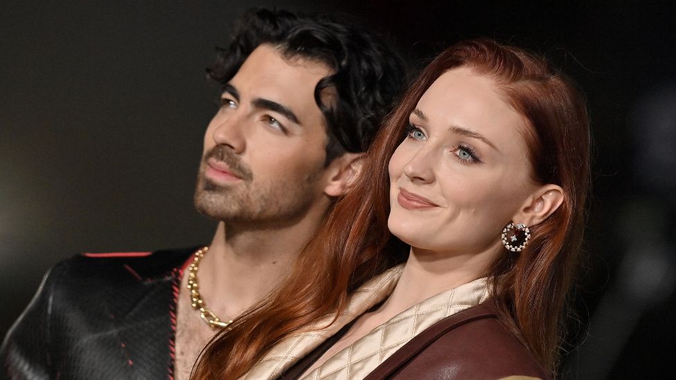 La nueva Sophie Turner en el set de su nueva serie tras su separación de Joe Jonas