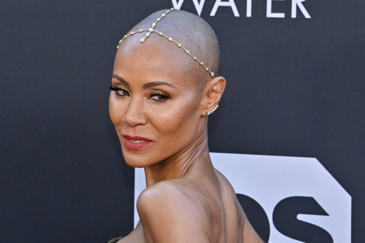 Jada Pinkett Smith confiesa que ha tenido relaciones íntimas con mujeres