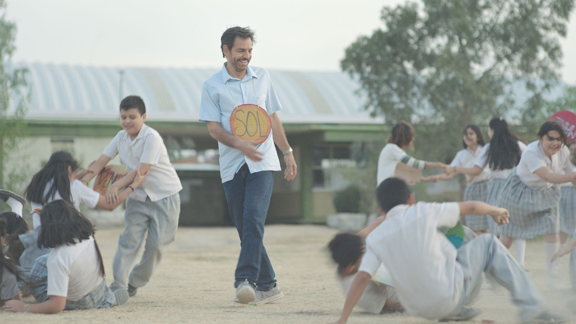 ¡Eugenio Derbez se anota otro éxito! Radical entra al top 10 de la taquilla internacional