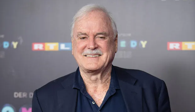 John Cleese, de los Monty Python, critica la “cultura de la cancelación”