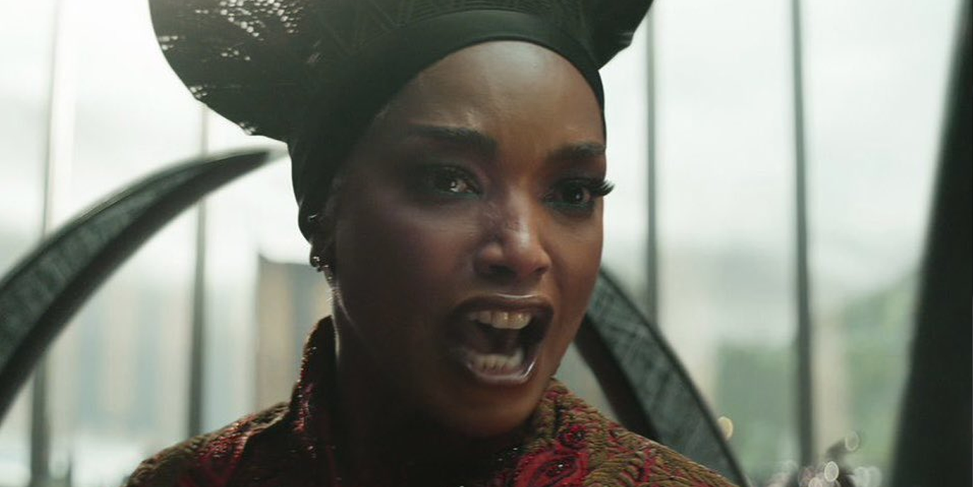 Angela Bassett cree que merecía ganar el Oscar por Pantera Negra 2